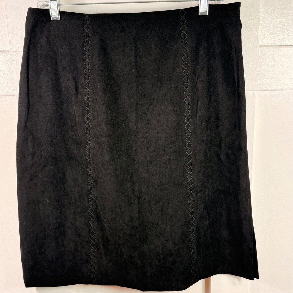 Talbots Stretch Black Faux Suede Embroidered Pencil Skirt Size 10 Side Zip Slit